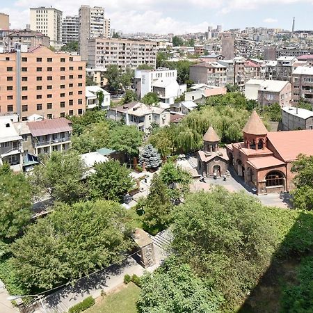 Hotel In Center Of يريفان المظهر الخارجي الصورة