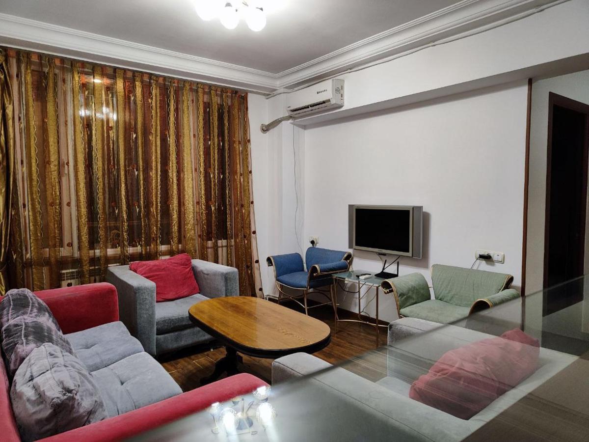 Hotel In Center Of يريفان المظهر الخارجي الصورة