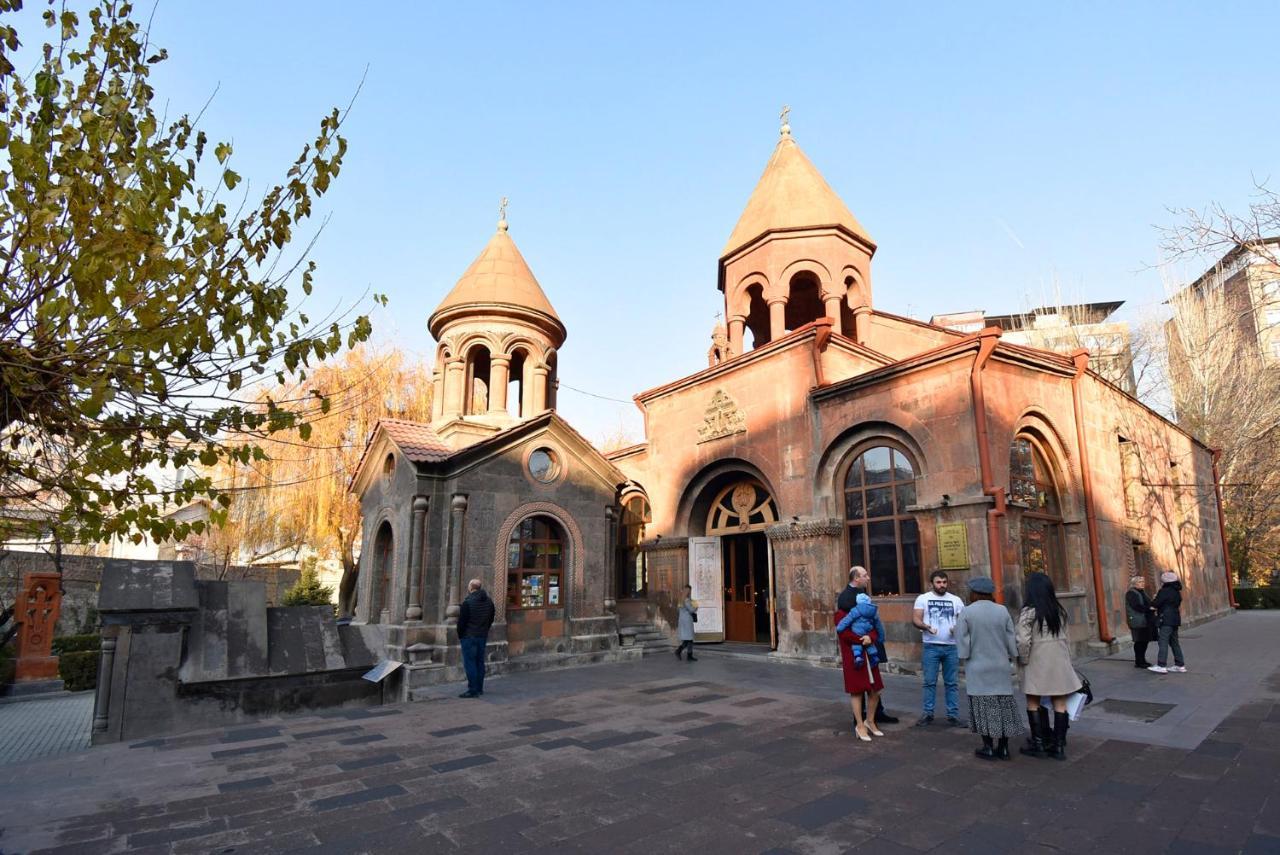 Hotel In Center Of يريفان المظهر الخارجي الصورة